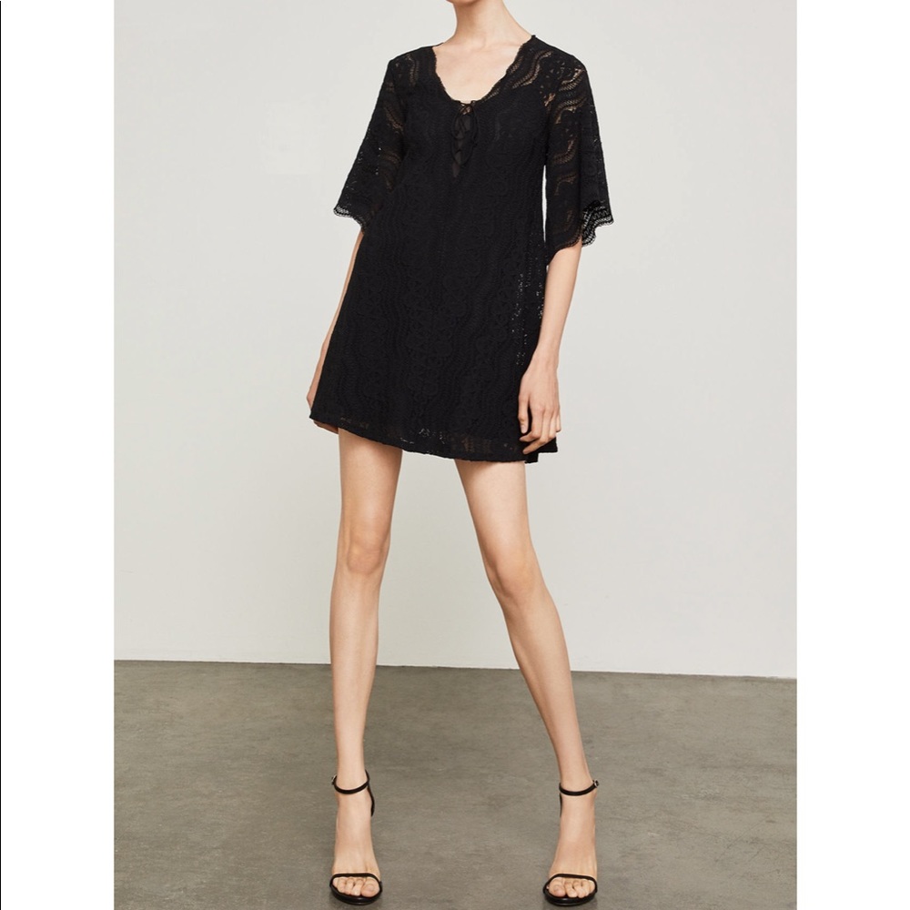 🌟Host Pick🌟BCBGMAXAZRIA Tie Front Lace Dress